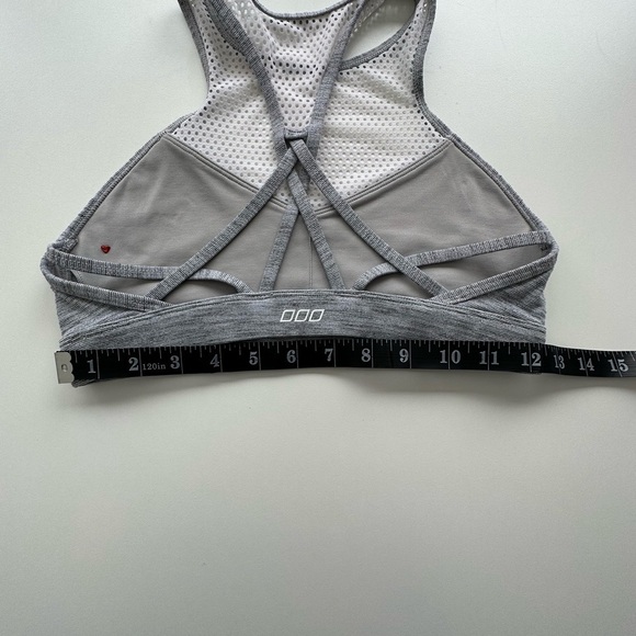 Lorna Jane “ move freely” sports bra Gray marl stripe X Small pre owned - Picture 8 of 10